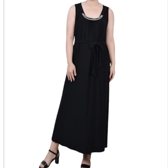 5/25 ❤️ NY Collection Petite Ankle Length Sleeveless Dress - Picture 1 of 9